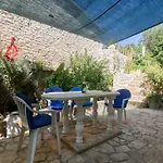 Sanka Apartament Gdinj