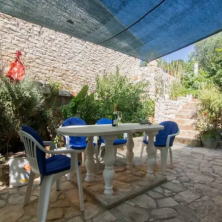 Sanka Apartamento Gdinj